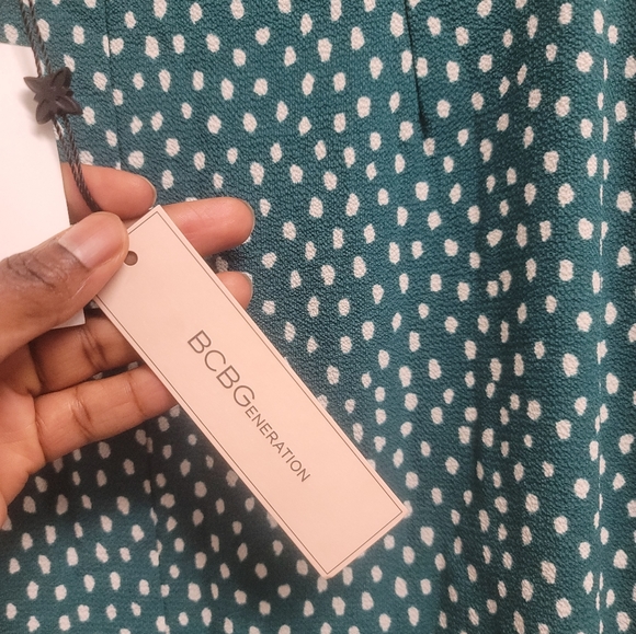 BCBGeneration Polka Dot Frill Wrap Skirt Size Medium - Picture 8 of 11